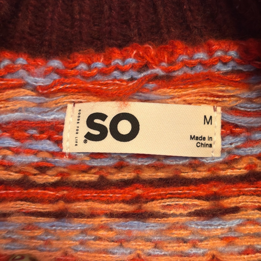 Festive Raglan Pullover Knit Sweater with Designs - Picture 6 of 8